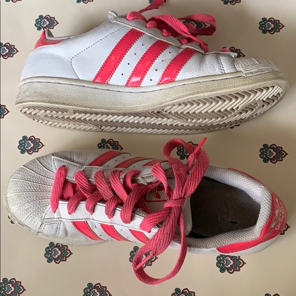 Adidas Sneakers